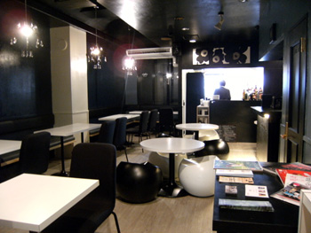d.b.cafe 内観 d.b.cafe 内観