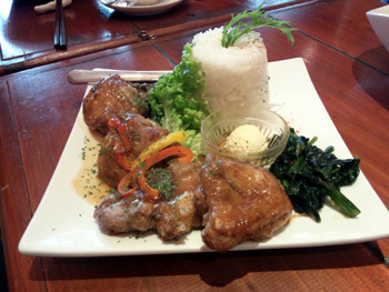 waioli 料理 ハワイアングリルチキン waioli 料理 ハワイアングリルチキン