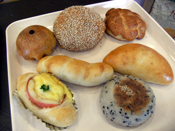 B・happy パン B・happy パン
