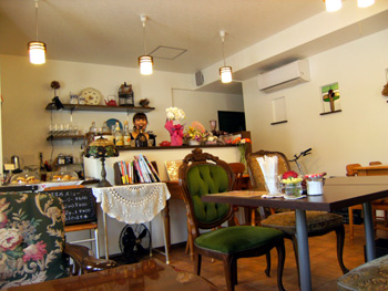 cafe de lumiere 内観 cafe de lumiere 内観
