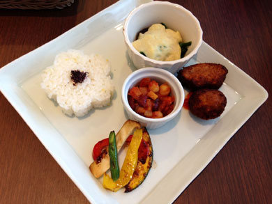 kizuna-lunch2.jpg kizuna-lunch2.jpg