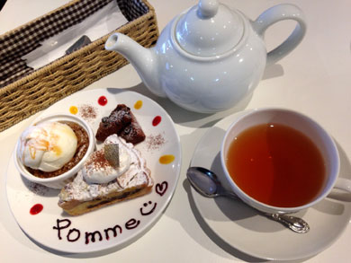 pomme-cake5.jpg pomme-cake5.jpg