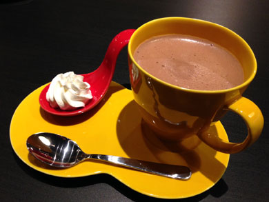 tonychloe-cocoa.jpg tonychloe-cocoa.jpg