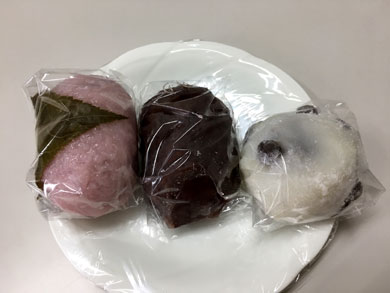 tudumi-sakuramochi2.jpg tudumi-sakuramochi2.jpg